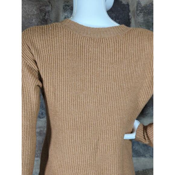 Offline by Aerie Sweater Woman's Size Small Tan Twist Front Neutral‎ Soft - Picture 6 of 13